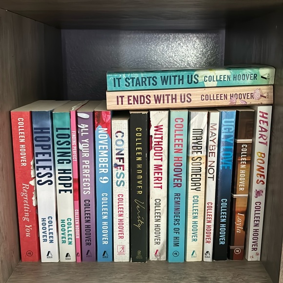 New Colleen Hoover Book Collection (17 books)